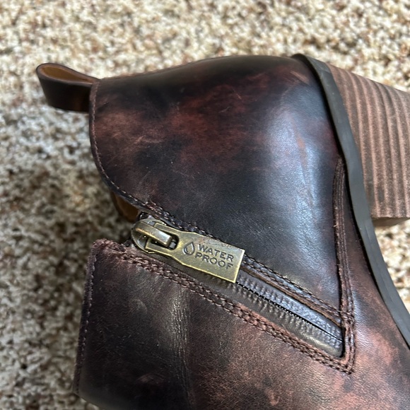 Vionic Cecily Ankle Boot - Picture 3 of 4